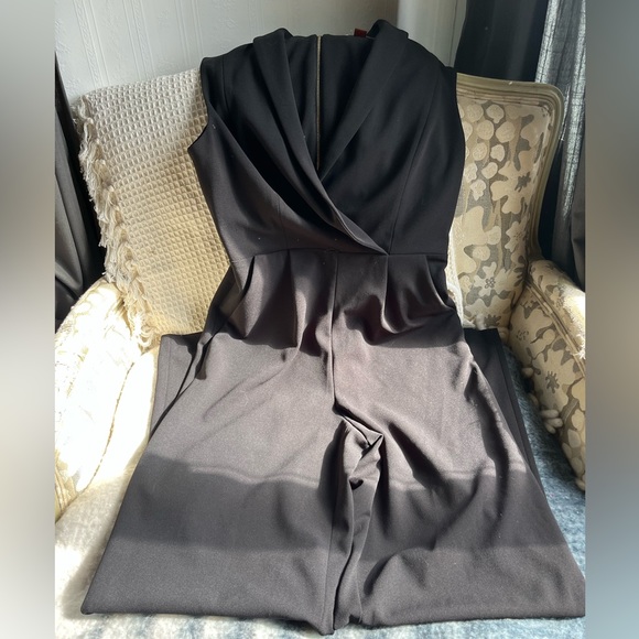 Calvin Klein Woman’s Wide Leg Jumpsuit - Picture 6 of 6